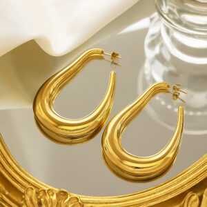 Accueil boucles d'oreille cassandre